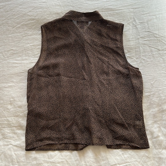 ✨ ANN TAYLOR CHEETAH PRINT SILL BLOUSE SZ 10/M - Picture 4 of 5